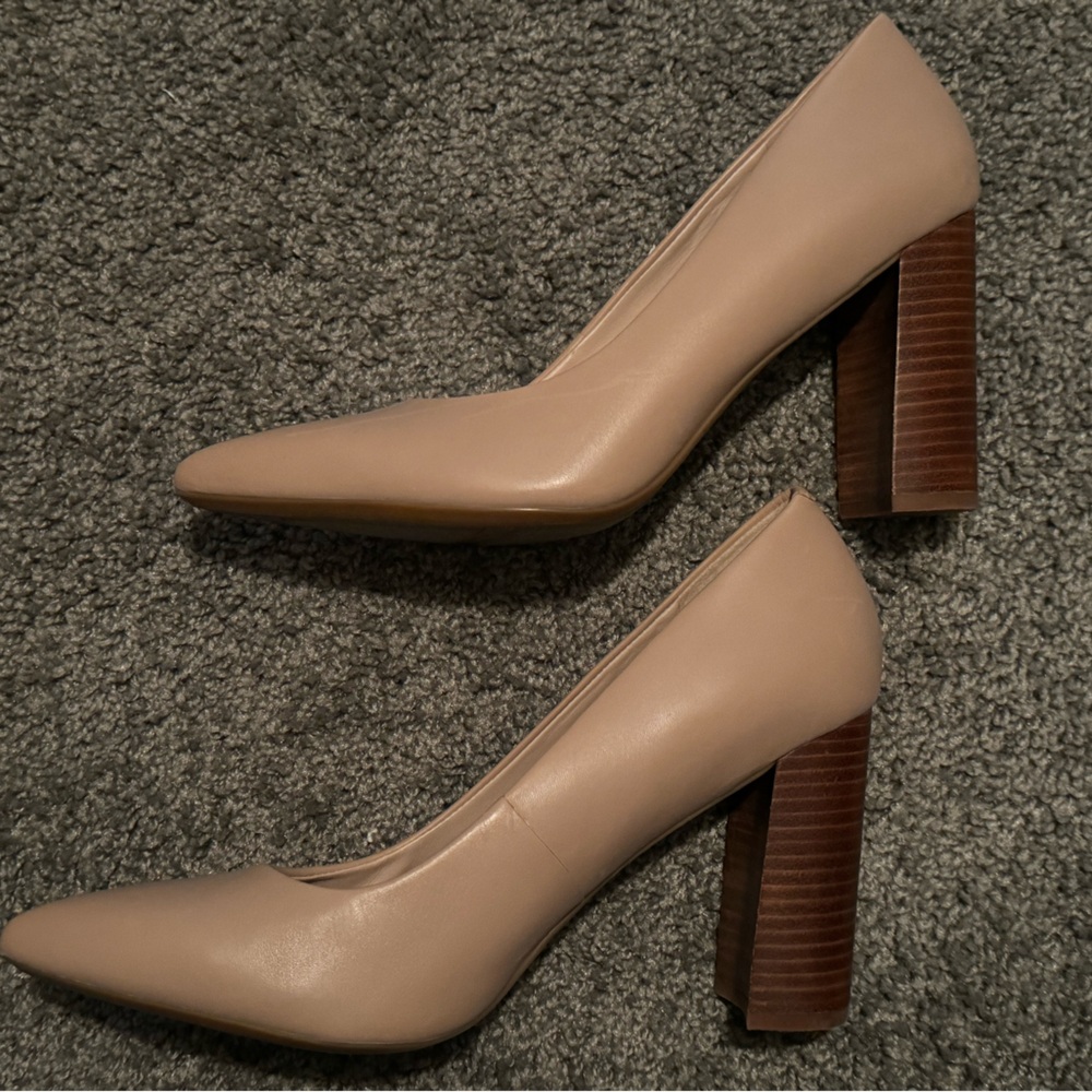 Nine West Heels size 9